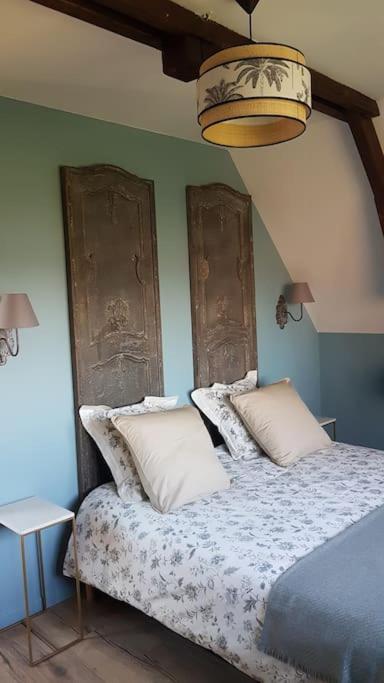 Le Pigeonnier / Gite De Charme 1 A 4 Pers 80 M² كامبراي المظهر الخارجي الصورة