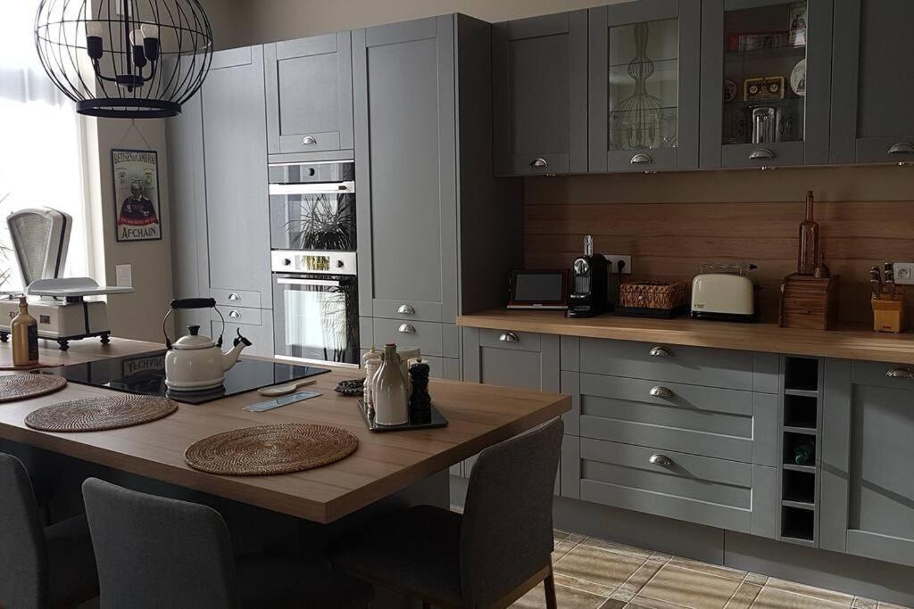 Le Pigeonnier / Gite De Charme 1 A 4 Pers 80 M² كامبراي المظهر الخارجي الصورة